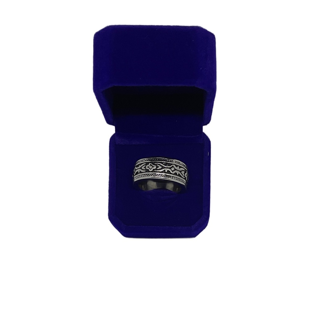 Kay Jewelers Stainless Steel Gents Ring - Picture 2 of 6